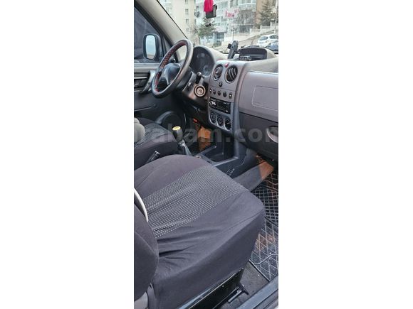 Sahibinden Peugeot Partner 2.0 HDI 2007 Model