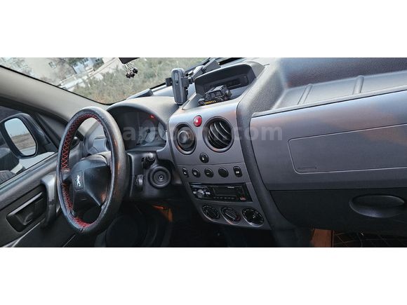 Sahibinden Peugeot Partner 2.0 HDI 2007 Model