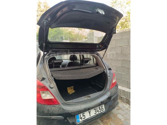 Sahibinden Opel Corsa 1.3 CDTI Enjoy 2012 Model  183.500 km Siyah