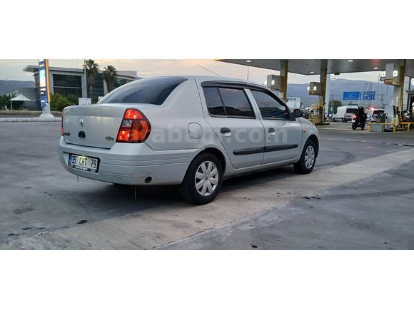 Sahibinden Renault Clio 1.4 RNA 2000 Model