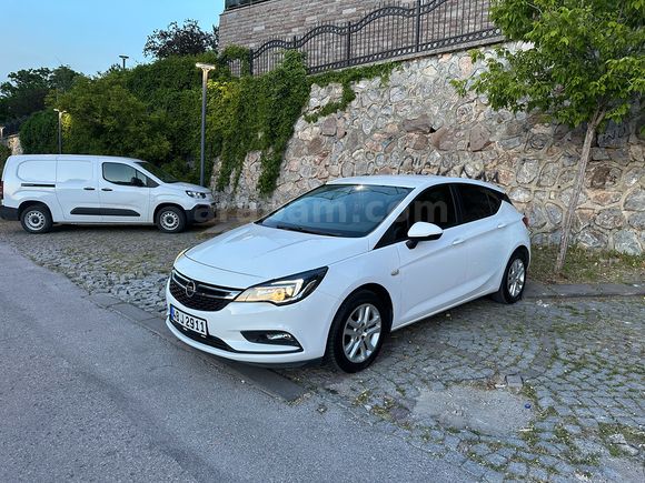 2.SAHİBİNDEN DEĞİŞEN BOYA YOK DÜŞÜK KM OPEL ASTRA (K) ENJOY EKSTRALI