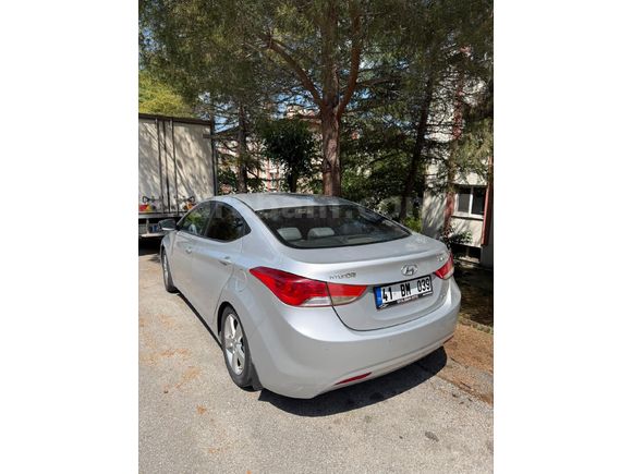Sahibinden Hyundai Elantra 1.6 D-CVVT Mode Plus 2012 Model