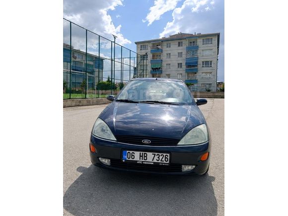 Sahibinden Ford Focus 1.6 Ghia 2001 Model