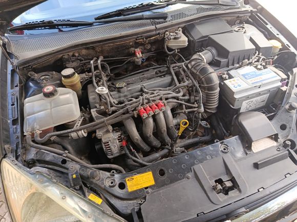 Sahibinden Ford Focus 1.6 Ghia 2001 Model