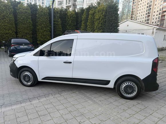 Sahibinden Renault Kangoo 1.5 BlueDCI L2 Equilibre 2024 Model 