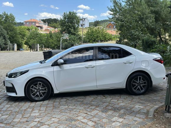2018 44.000 KM HATASIZ BOYASIZ TRAMERSİZ Corolla 1.6 Touch 