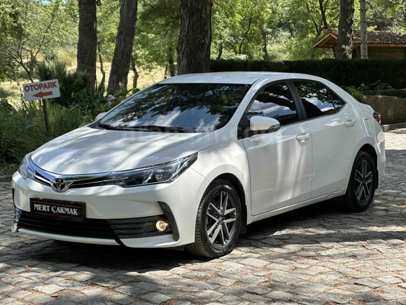 2018 44.000 KM HATASIZ BOYASIZ TRAMERSİZ Corolla 1.6 Touch 