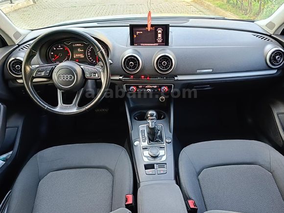 Sahibinden Audi A3 Sedan 1.6 TDI Dynamic 2017 Model  206.000 km Beyaz