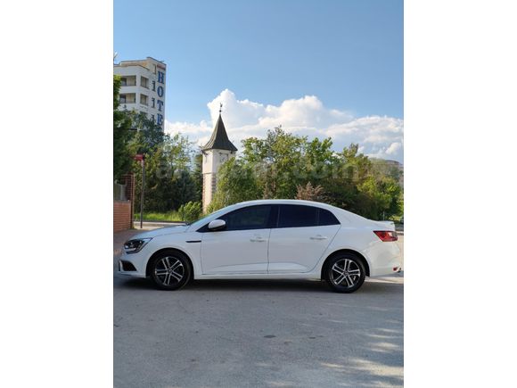 memurdan temiz Megane 4