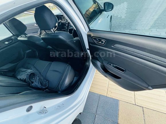 Sahibinden Renault Megane 1.5 Blue DCI Touch 2019 Model 