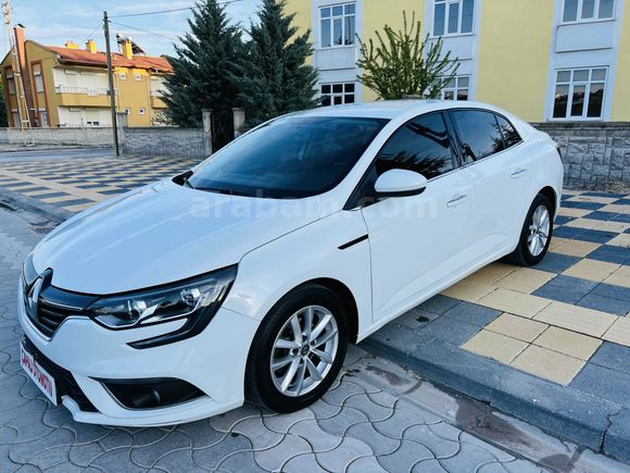 Sahibinden Renault Megane 1.5 Blue DCI Touch 2019 Model 