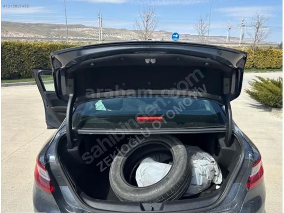 2023 çıkışlı RENAULT Megane 1.5 Touch Diz DEĞİŞENSİZ BOYASIZ