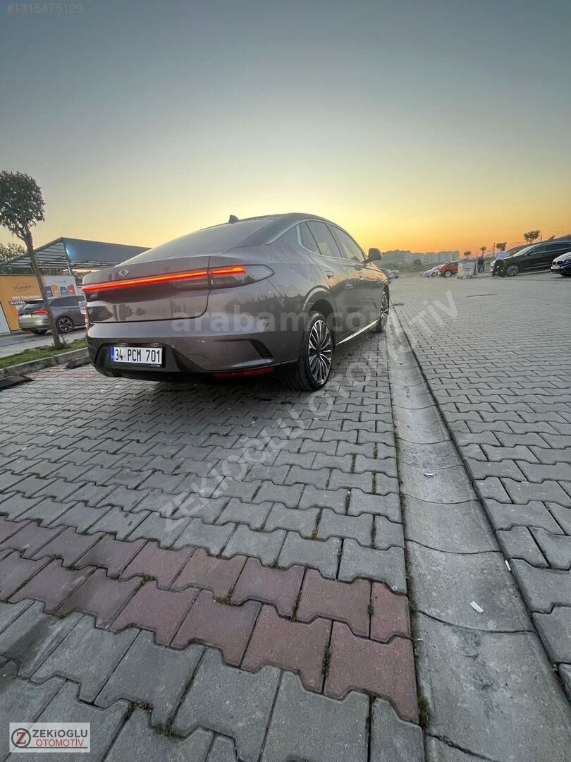 Galeriden TOGG T10F V2 Uzun Menzil 2025 Model İstanbul 15.000 km Gri 4