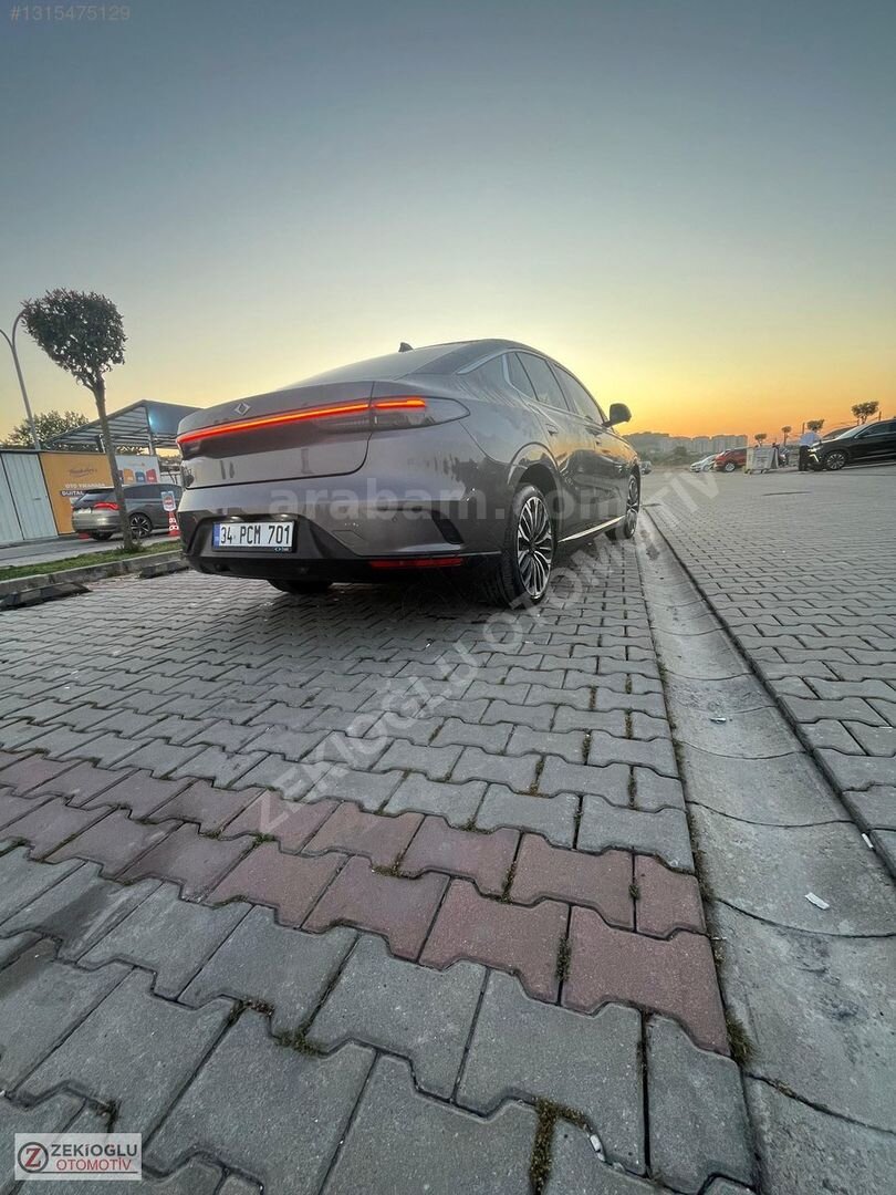 Galeriden TOGG T10F V2 Uzun Menzil 2025 Model İstanbul 15.000 km Gri 3