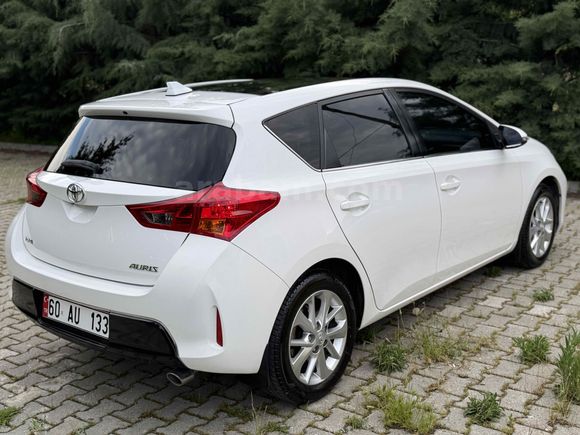 Galeriden Toyota Auris 1.4 D-4D Active Skypack 2013 Model Tokat