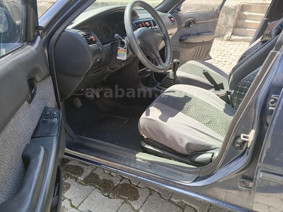 Sahibinden Toyota Corolla 1.3 XLi 1997 Model