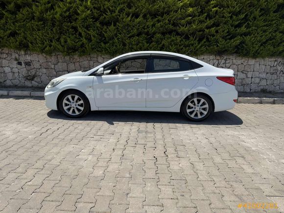 HYUNDAI ACCENT BLUE 1.6 CRDİ MODE PLUS OTOMATİK DEĞİŞENSİZ