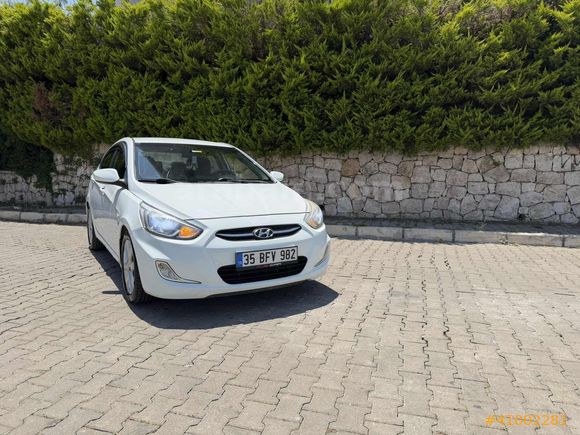 HYUNDAI ACCENT BLUE 1.6 CRDİ MODE PLUS OTOMATİK DEĞİŞENSİZ