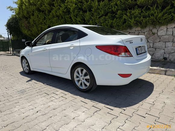 HYUNDAI ACCENT BLUE 1.6 CRDİ MODE PLUS OTOMATİK DEĞİŞENSİZ