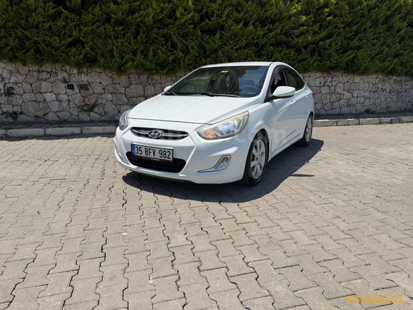 HYUNDAI ACCENT BLUE 1.6 CRDİ MODE PLUS OTOMATİK DEĞİŞENSİZ