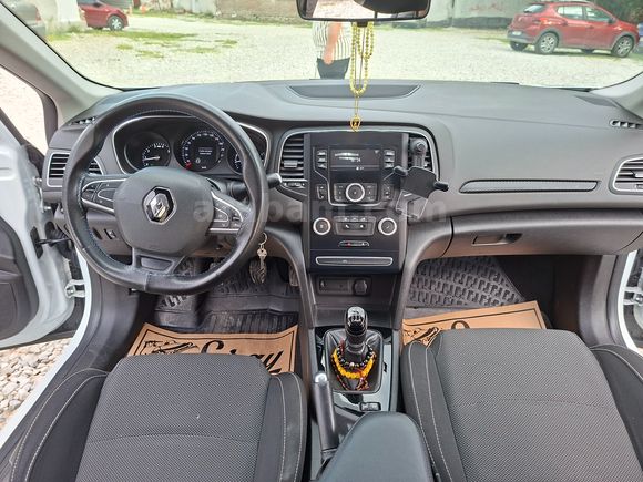 Sahibinden Renault Megane 1.6 Joy 2018 Model 