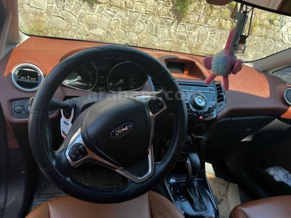 Sahibinden Ford Fiesta 1.6 Titanium 2013 Model 