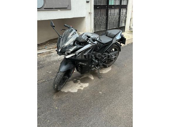 Sahibinden temiz Bajaj Pulsar 200 RS