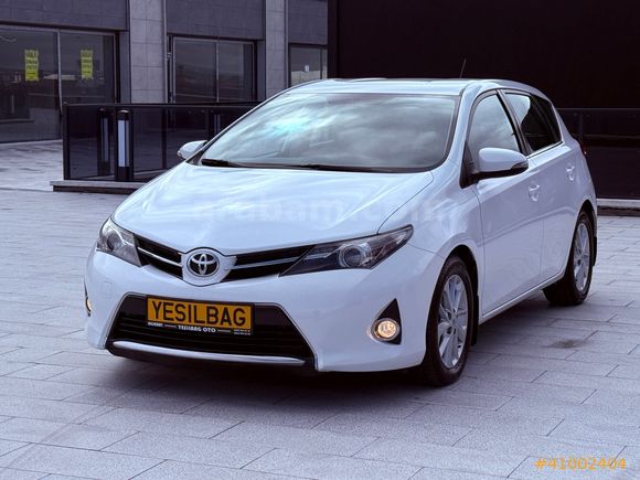 2013 AURİS 1.4 D 4D **HATASIZ ** OTOMATİK ** 144 BİN KM **