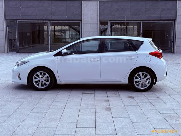 2013 AURİS 1.4 D 4D **HATASIZ ** OTOMATİK ** 144 BİN KM **