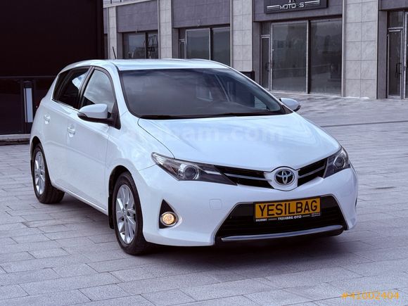 2013 AURİS 1.4 D 4D **HATASIZ ** OTOMATİK ** 144 BİN KM **
