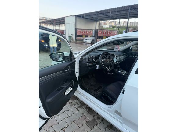 Sahibinden Honda Civic 1.6i VTEC Eco Executive 2021 Model Bursa