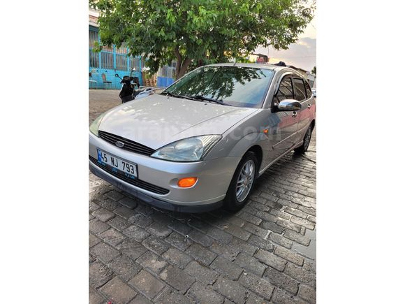 Focus 1 ghia gri