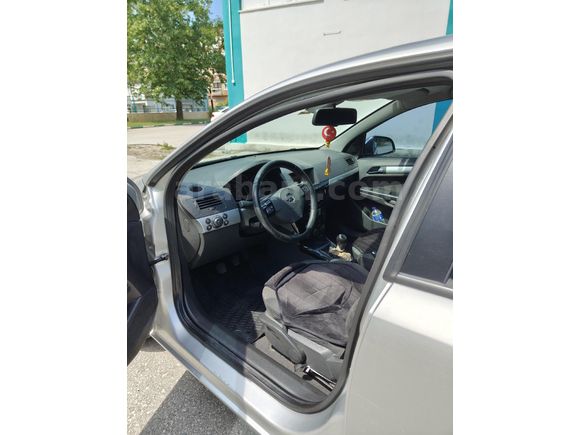 Sahibinden Opel Astra 1.3 CDTI  Enjoy 2011 Model  3. sahibiyim