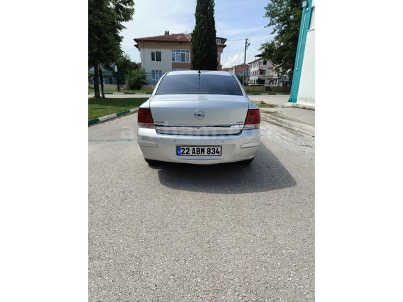 Sahibinden Opel Astra 1.3 CDTI  Enjoy 2011 Model  3. sahibiyim