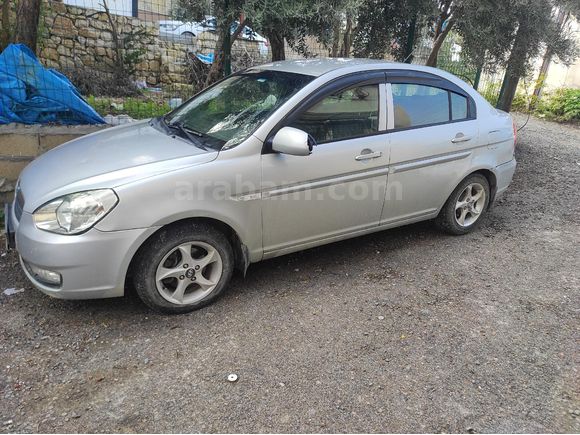 Sahibinden Hyundai Accent Era 1.5 CRDi Mode 2012 Model