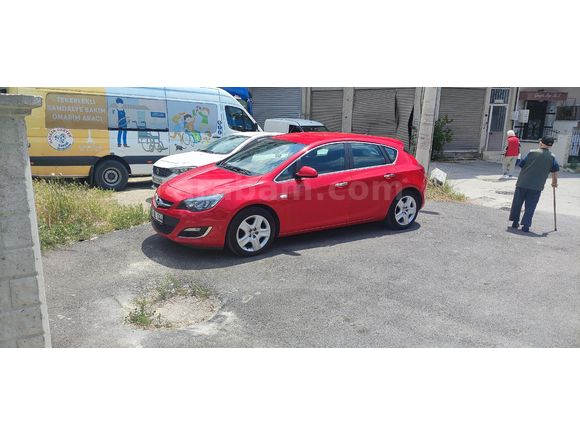 Sahibinden Opel Astra 1.6 Edition 2013 Model  185.000 km Kırmızı