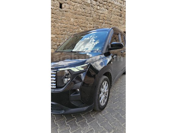 Sahibinden Ford Tourneo Courier 1.5 EcoBlue Titanium 2024 Model