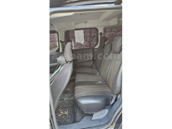 Sahibinden Ford Tourneo Courier 1.5 EcoBlue Titanium 2024 Model