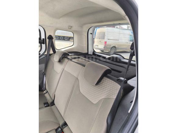Sahibinden Ford Tourneo Courier 1.6 TDCi Titanium Plus 2017 Model