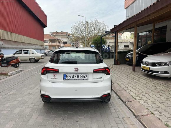2021 CROSS URBAN