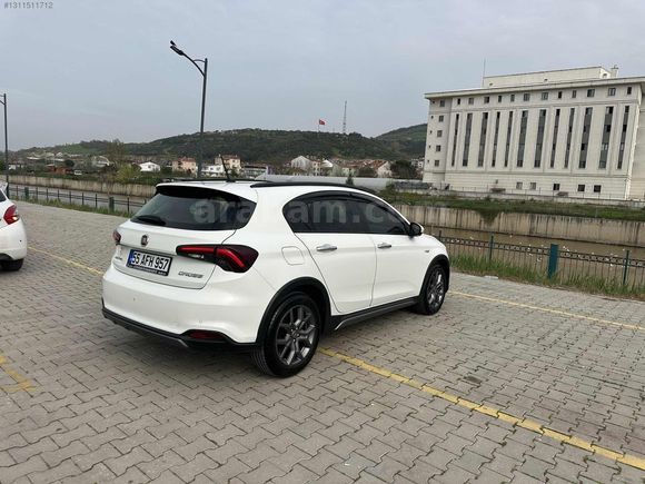 2021 CROSS URBAN