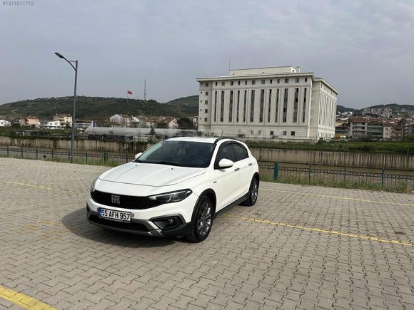 2021 CROSS URBAN