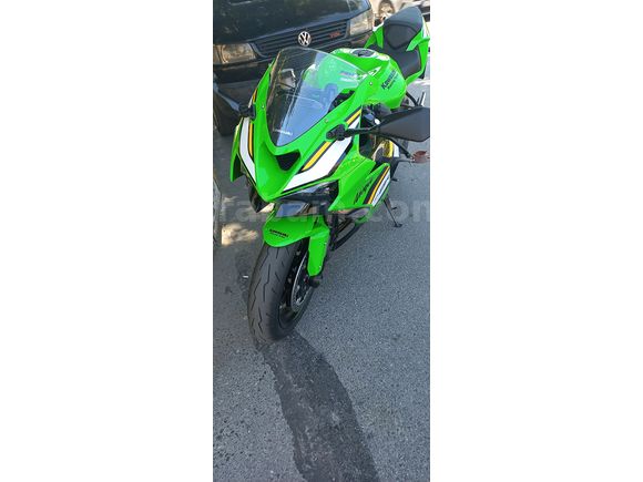 Sahibinden Kawasaki Ninja ZX 6R 2025 Model İstanbul 6.000 km Yeşil