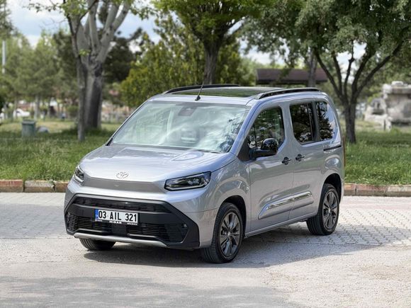 Sahibinden Toyota Proace City 1.5 D Passion X-Pack 2025 Model 