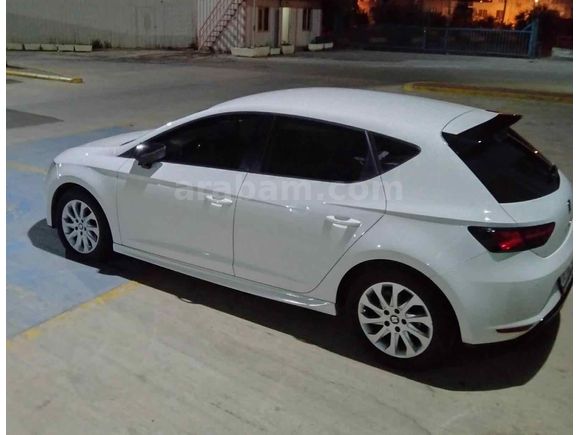Öğretmenden Seat Leon 1.6 TDI CR Style 2014 Model Beyaz
