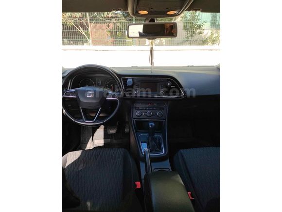 Öğretmenden Seat Leon 1.6 TDI CR Style 2014 Model Beyaz