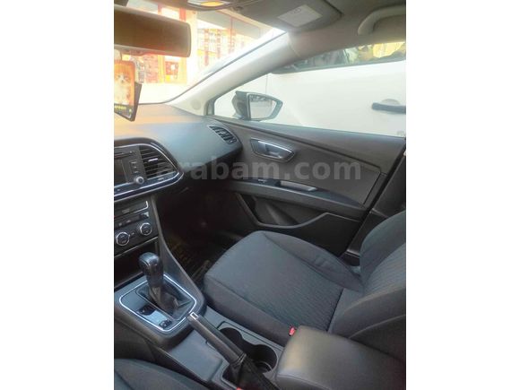 Öğretmenden Seat Leon 1.6 TDI CR Style 2014 Model Beyaz