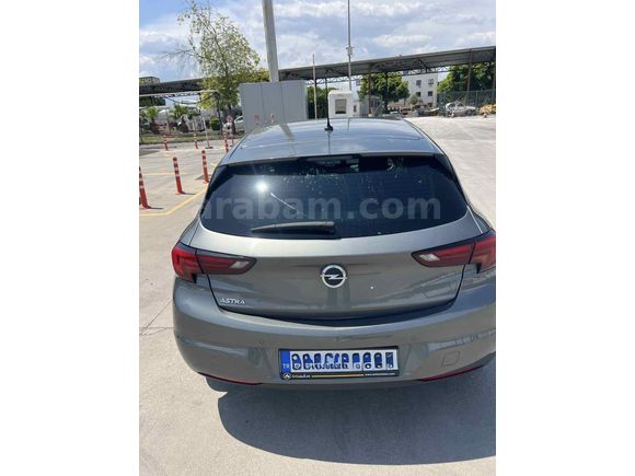 YENİ ARAÇ ALDIM PAZARLIKSIZ 
BOYASIZ TRAMERSİZ 
Sahibinden  1.4 T GS Line 2020 Model 