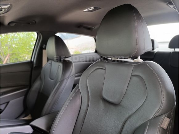Sahibinden Hyundai Elantra 1.6 MPI Smart 2021 Model