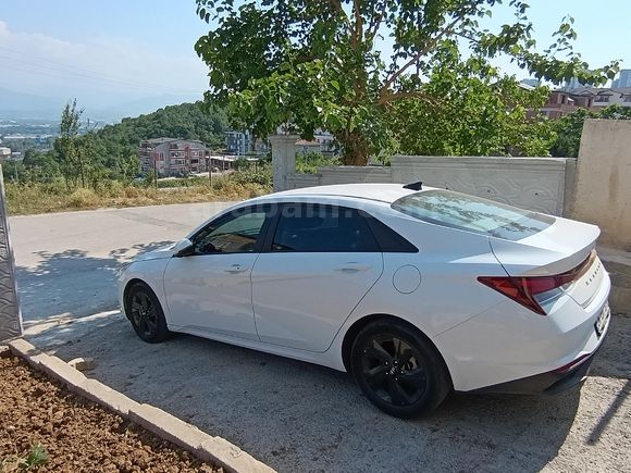 Sahibinden Hyundai Elantra 1.6 MPI Smart 2021 Model